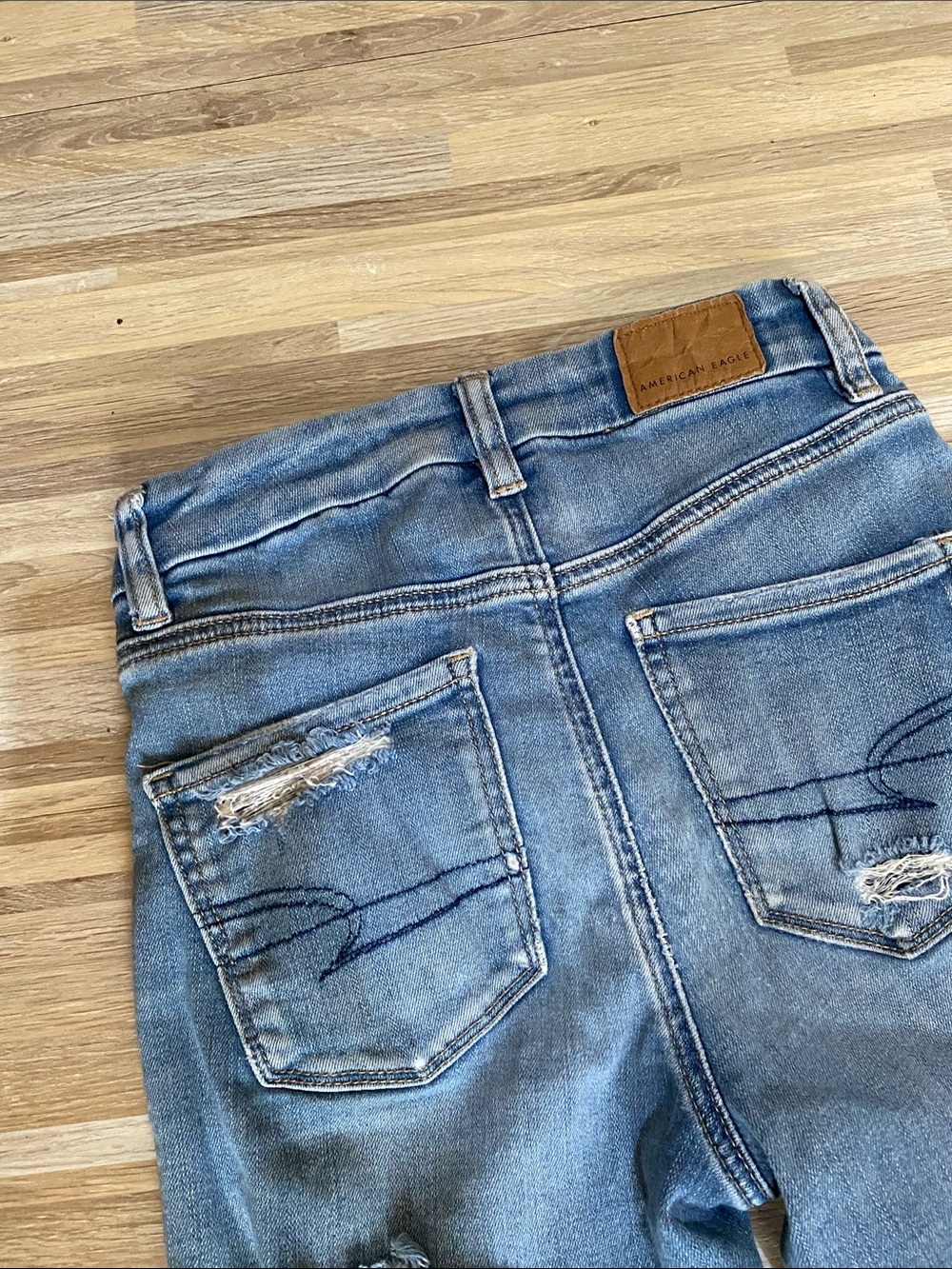AMERICAN EAGLE Curvy High Rise DISTRESSED jeggings size women’s 000 short - Picture 7 of 10
